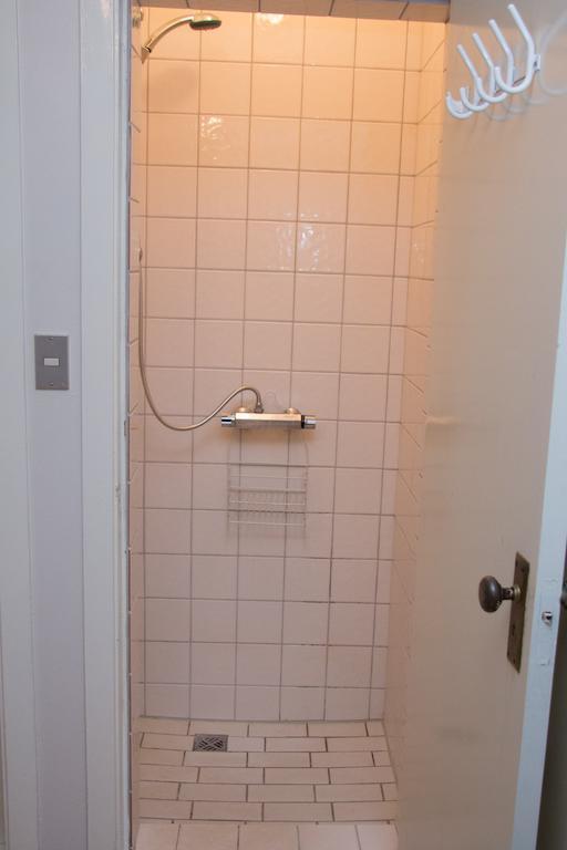 Reykjavik 107 Hotel Esterno foto